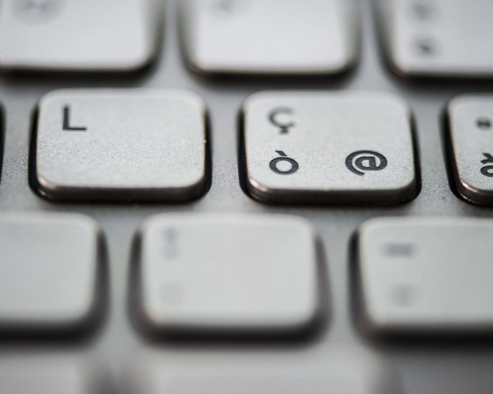email-key-GAZXLJ3